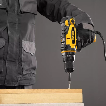 Дрель-шуруповерт сетевая ударная Denzel 26211, ISD-300-13 купить в Кургане