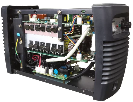 Инвертор ЗУБР сварочный, электр. 1,6-3,2 мм, А20-140, 1*220В ЗАС-140 купить в Кургане