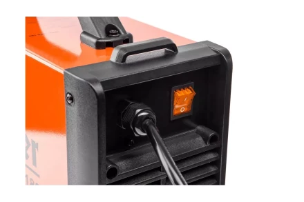 Сварочный аппарат WESTER MMA-VRD 180 купить в Кургане