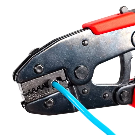 Пресс-клещи КВТ СТВ+9 с 9 матрицами МПК для опрессовки разъемов, втулочных, изолированных и неизолированных наконечников (набор) (89183) купить в Кургане