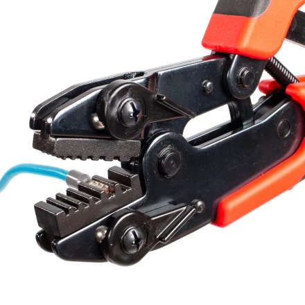 Пресс-клещи КВТ СТВ+9 с 9 матрицами МПК для опрессовки разъемов, втулочных, изолированных и неизолированных наконечников (набор) (89183) купить в Кургане