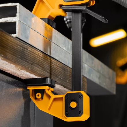 Струбцина F-образная Denzel, быстрозажимная, 150 х 80 мм, усиленный нейлоновый корпус 20505 купить в Кургане