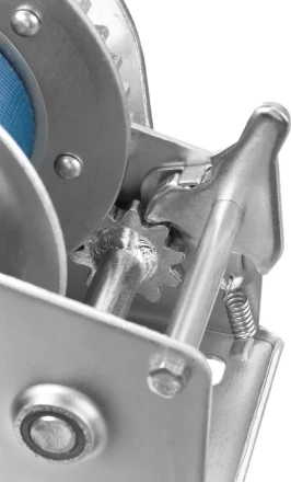 Лебедка ручная барабанная ЗУБР &quot;ПРОФЕССИОНАЛ&quot;, тяговая, ленточная, 1,1т, 10м 43115-1.1 купить в Кургане