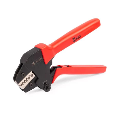 Универсальный набор инструментов КВТ СКМ-1 для опрессовки и снятия изоляции с отверткой для замены матриц (102351) купить в Кургане