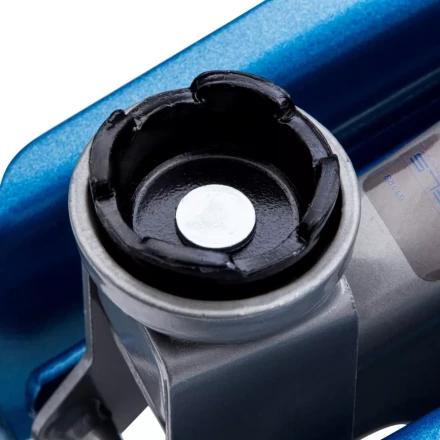 Домкрат гидравлический подкатной 2т высота подъема 140-340 мм в кейсе Stels 51128 купить в Кургане