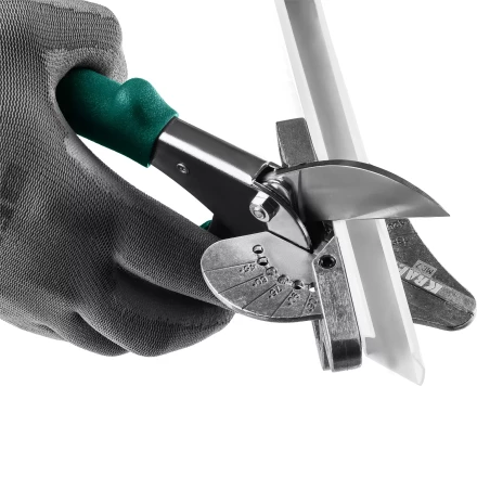 Угловые ножницы для пластмассовых и резиновых профилей KRAFTOOL 23372 купить в Кургане