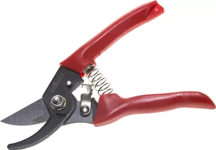 Секатор GRINDA пластмассовые ручки, усиленный, с проволочной пружиной, 180мм 40220_z01 купить в Кургане