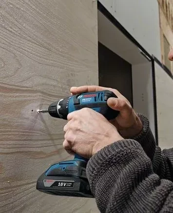 Аккумуляторная дрель-шуруповерт BOSCH GSR 18 V-LI (0.601.866.10J) купить в Кургане