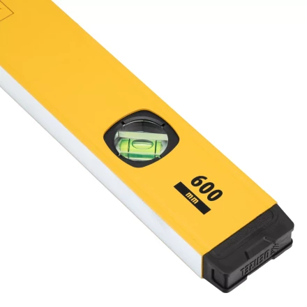 Уровень алюминиевый Denzel 33691, магнит, фрезерованный, 3 глазка (1 зеркал.), 0,5 мм/м, 600 мм купить в Кургане