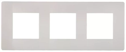 Панель СВЕТОЗАР накладная вертикальная, 3 гнезда SV-55220-3 купить в Кургане