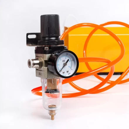 Пресс-клещи пневматические КВТ ПКП-01 для опрессовки наконечников и разъемов матрицами МПК (85396) купить в Кургане