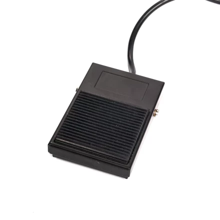 Пресс-клещи электрические КВТ ПКЭ-01 для опрессовки наконечников и разъемов матрицами МПК (87730) купить в Кургане