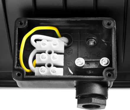 Прожектор STAYER "MASTER" MAXLight галогенный, с дугой крепления под установку, черный, 1000Вт 57105-B купить в Кургане