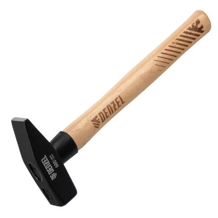 Молоток слесарный, 600 г Denzel, кованый квадратный боек, буковая рукоятка, 10431 купить в Кургане