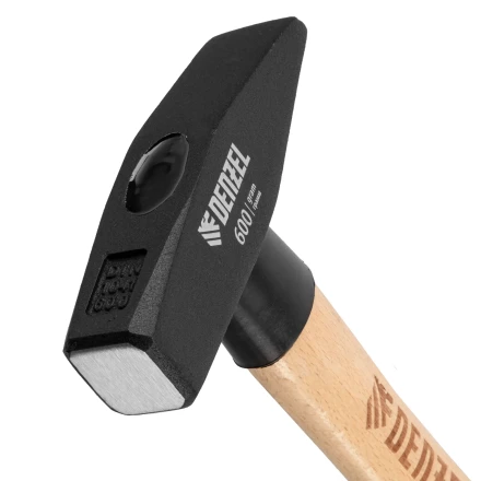 Молоток слесарный, 600 г Denzel, кованый квадратный боек, буковая рукоятка, 10431 купить в Кургане