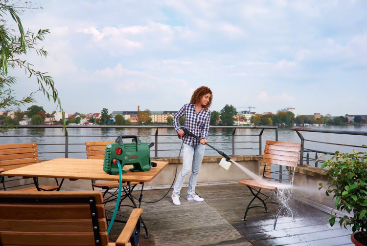 Минимойка-мойка высокого давления Bosch AQT 33-11 купить в Кургане