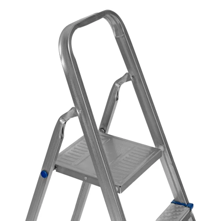 Стремянка Сибртех 97838, 6 ступеней, стальная, оцинкованная купить в Кургане