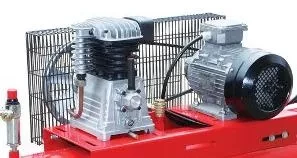 Компрессор масляный поршневой ременной В 5200В/200 СТ4 Fubag купить в Кургане