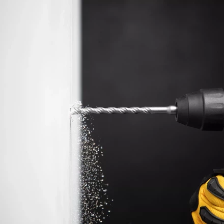 Бур по бетону Denzel, 5 x 160 мм, двойная спираль, три пылеотводящие кромки, 705004 купить в Кургане