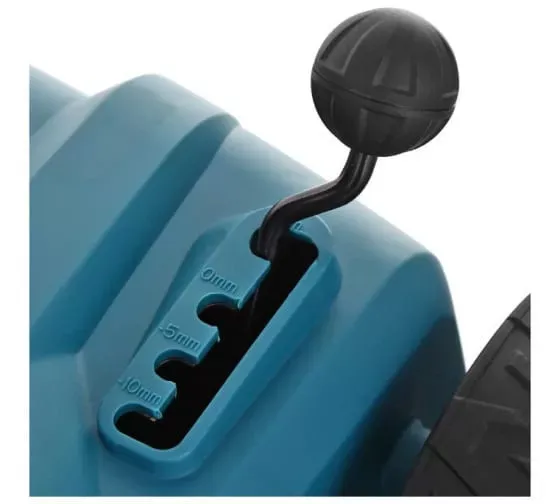 Скарификатор Makita UV3600 купить в Кургане