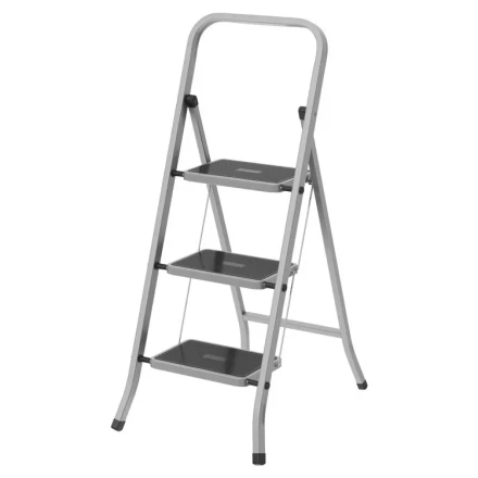 Стремянка 3 ступени с резиновыми ковриками Сибртех 97868 купить в Кургане
