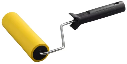 Валик прижимной STAYER "MASTER" в сборе, резиновый, бюгель 6мм, 46x180мм 0391-18 купить в Кургане
