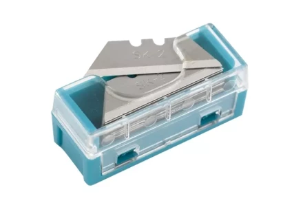 Лезвия МИНИ 9 мм трапециевидные пластиковый пенал 15 шт GROSS 79373 купить в Кургане