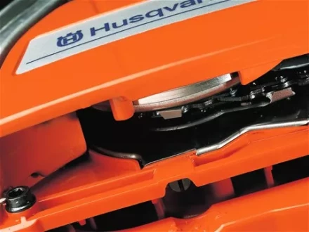 Бензопила Husqvarna 555 AutoTune купить в Кургане