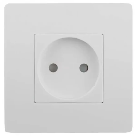 Розетка СВЕТОЗАР с защитой от детей SV-55241 купить в Кургане