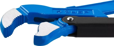 Ключ трубный рычажный ЗУБР "ПРОФЕССИОНАЛ", тип "S", изогнутые губки для труднодоступных мест, цельнокованный, Сr-V,  № 1, 1" 27336-1_z01 купить в Кургане