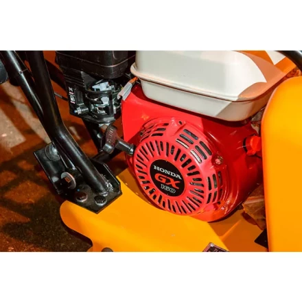 Виброплита VEKTOR VPG-100C купить в Кургане