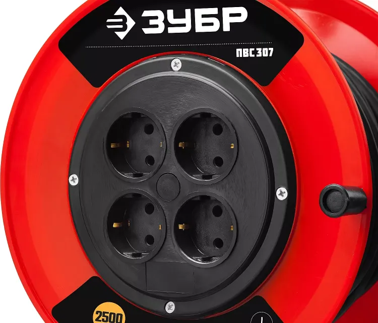Удлинитель на катушке "ПВС 307", 50 м, 2500 Вт, 4 гнезда, ПВС 3х0,75 кв мм, ЗУБР 55083-50 купить в Кургане